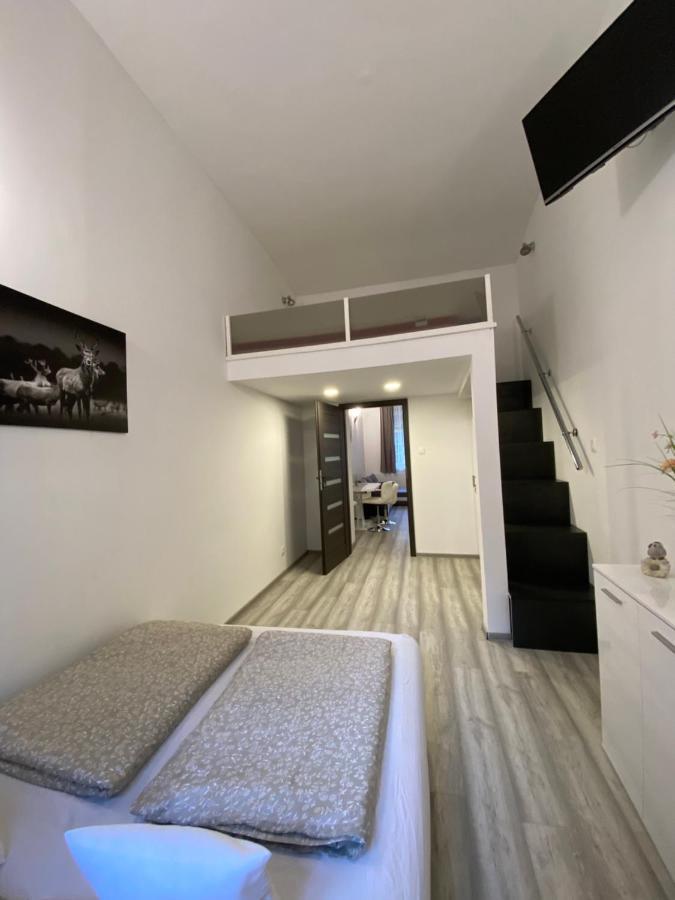 Belvarosi Apartman 3 มิชโคลซ์ ภายนอก รูปภาพ