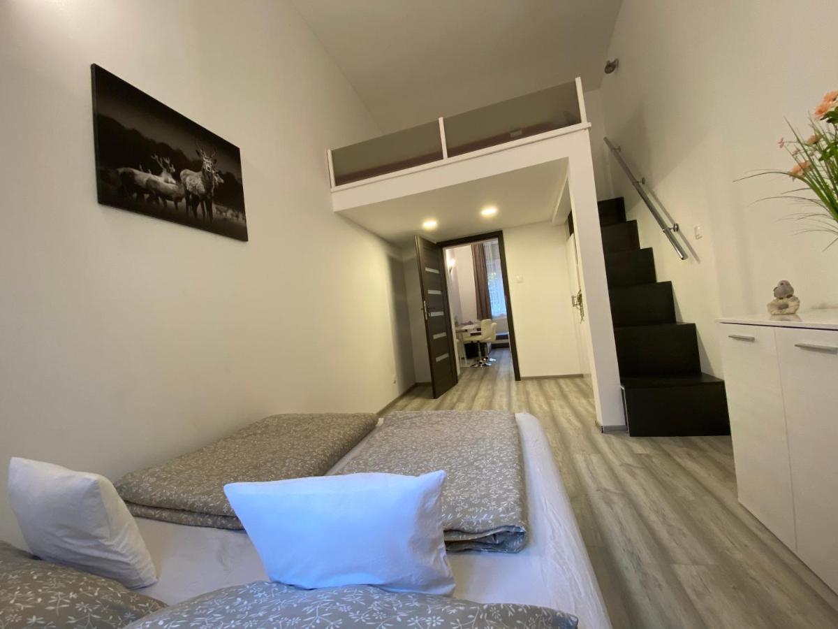 Belvarosi Apartman 3 มิชโคลซ์ ภายนอก รูปภาพ